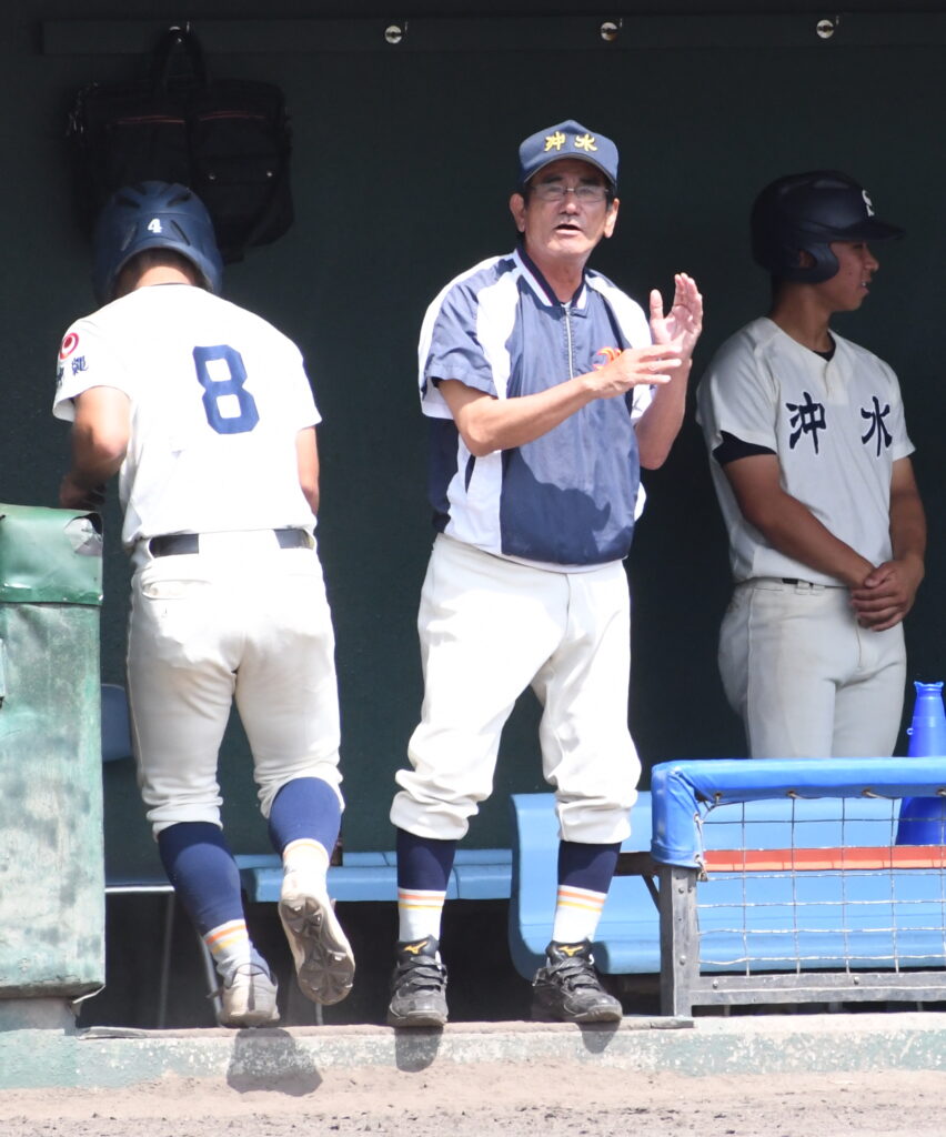沖縄水産ユニフォーム一式 - 野球