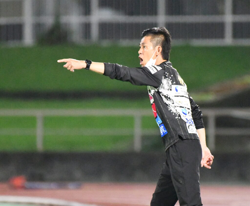 喜名監督解任後の初戦 白星で飾れず ホームで長崎に1 2 サッカーj2のfc琉球 Hub沖縄 つながる沖縄ニュースネット