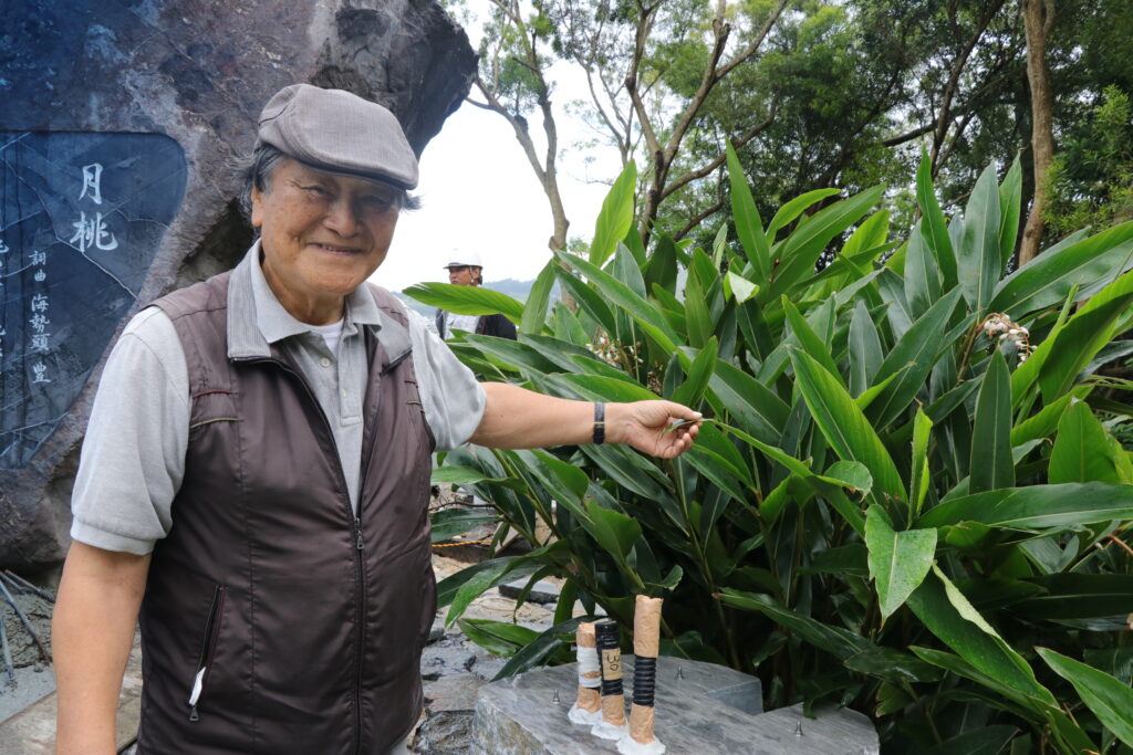 慰霊の日 平和歌 月桃 はなぜ3拍子なのか 沖縄で歌い継がれて40年 海勢頭さんインタビュー