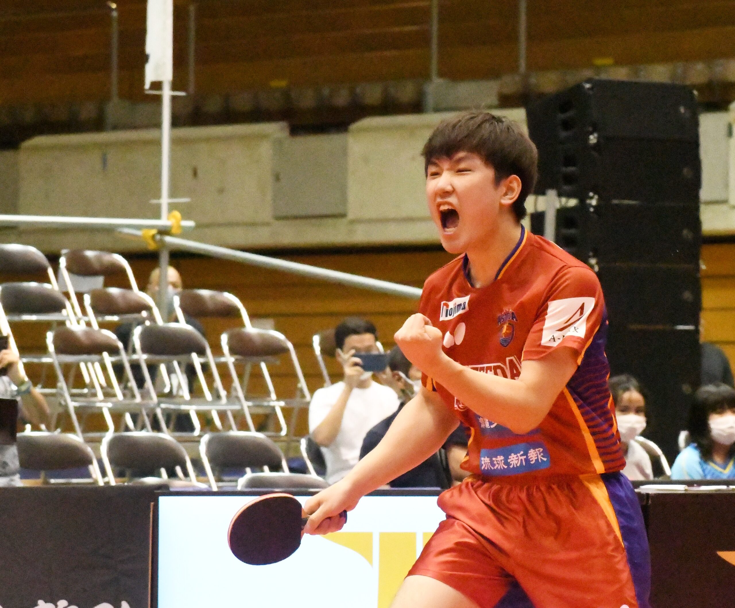 新エース・張本智和、圧巻の活躍！琉球アスティーダがホームで初勝利 卓球Tリーグ - HUB沖縄（つながる沖縄ニュースネット）